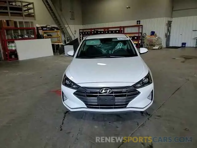 14 Photograph of a damaged car 5NPD84LF4LH558880 HYUNDAI ELANTRA 2020