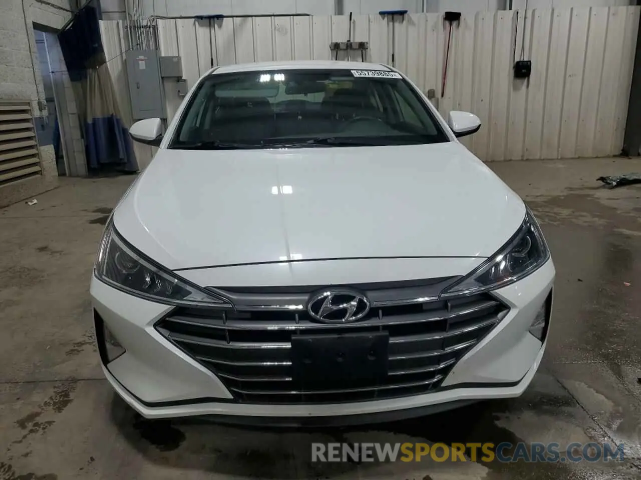 5 Photograph of a damaged car 5NPD84LF4LH558880 HYUNDAI ELANTRA 2020