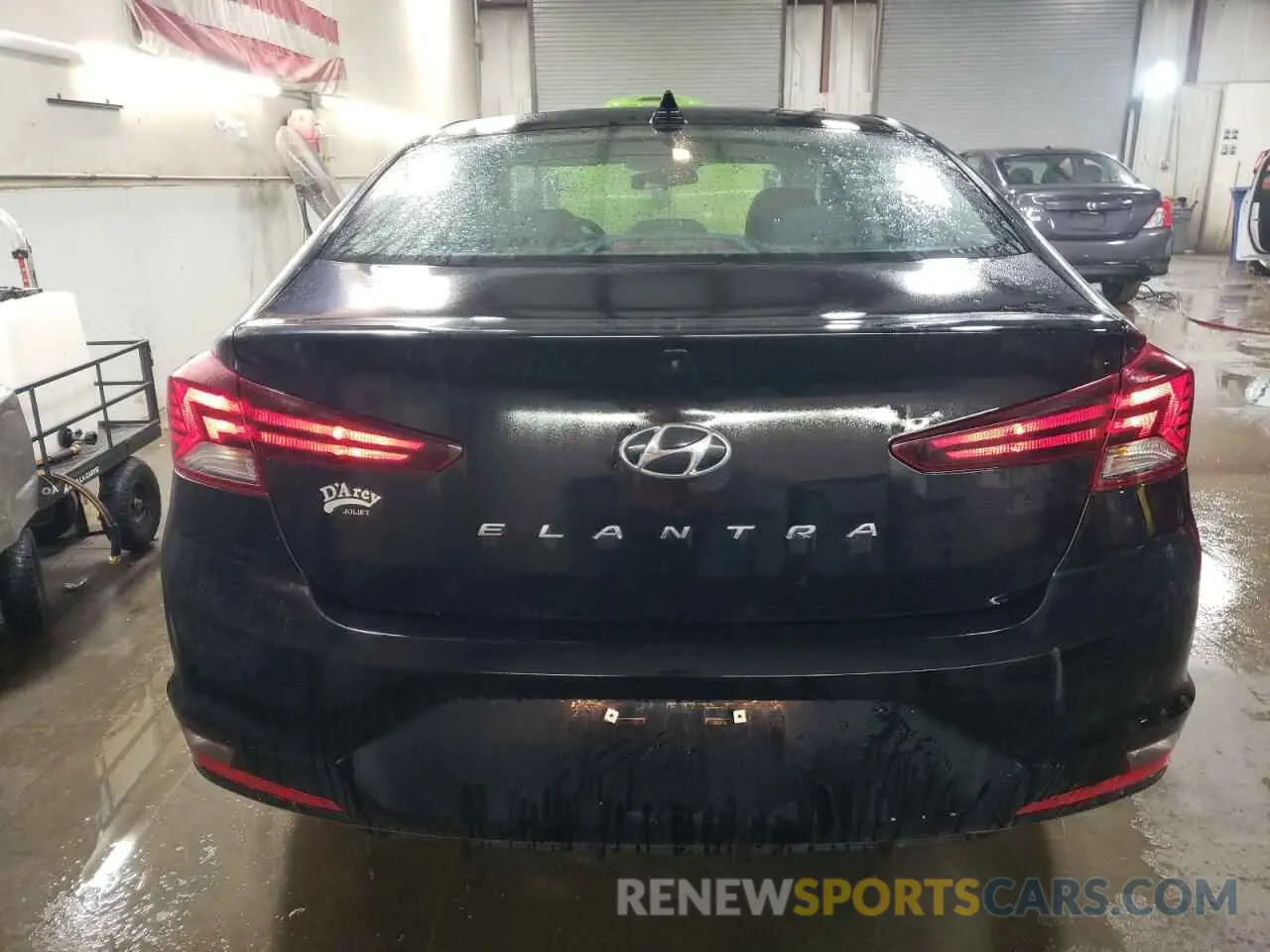 6 Photograph of a damaged car 5NPD84LF4LH561147 HYUNDAI ELANTRA 2020