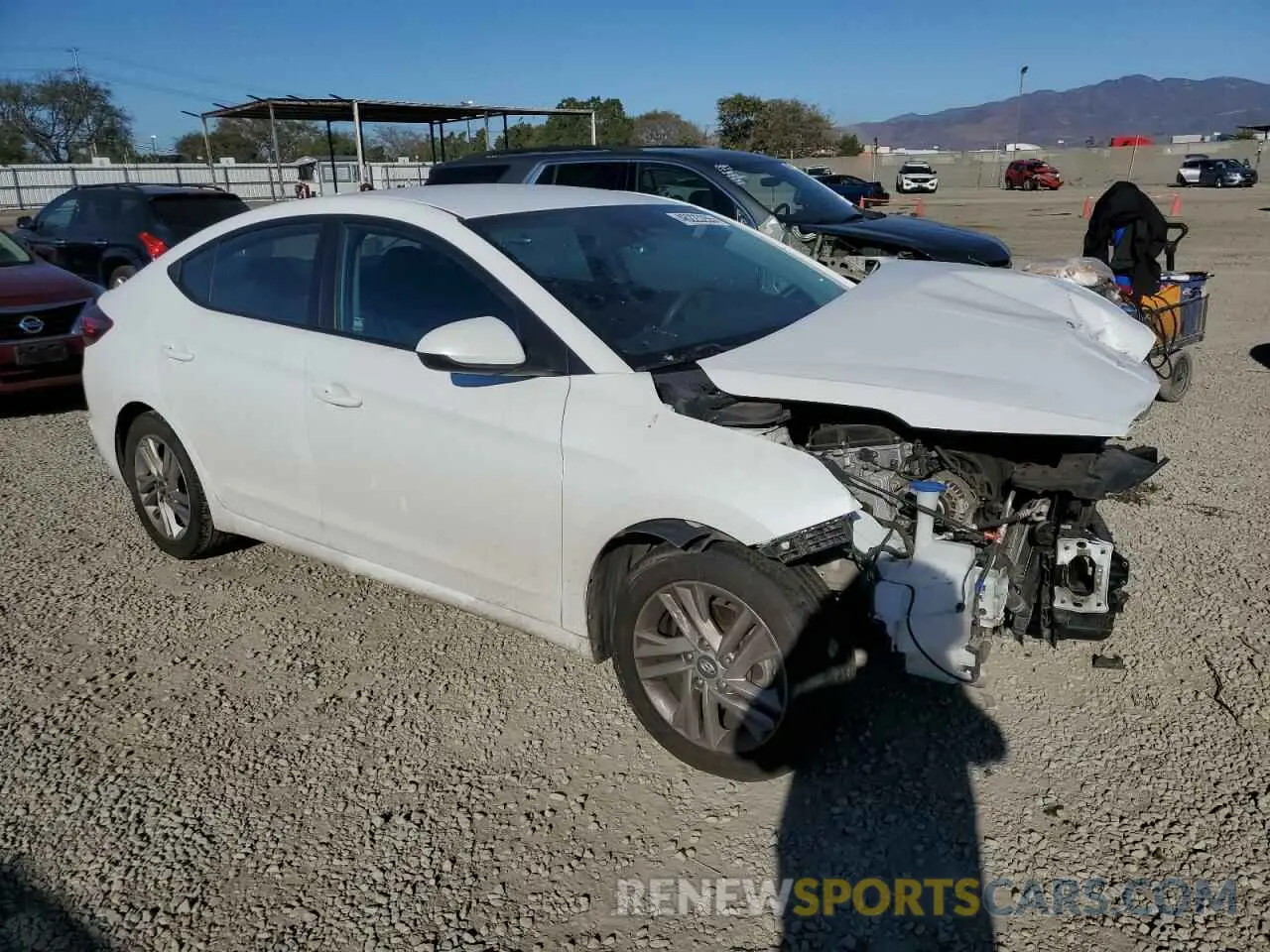 4 Photograph of a damaged car 5NPD84LF4LH561259 HYUNDAI ELANTRA 2020