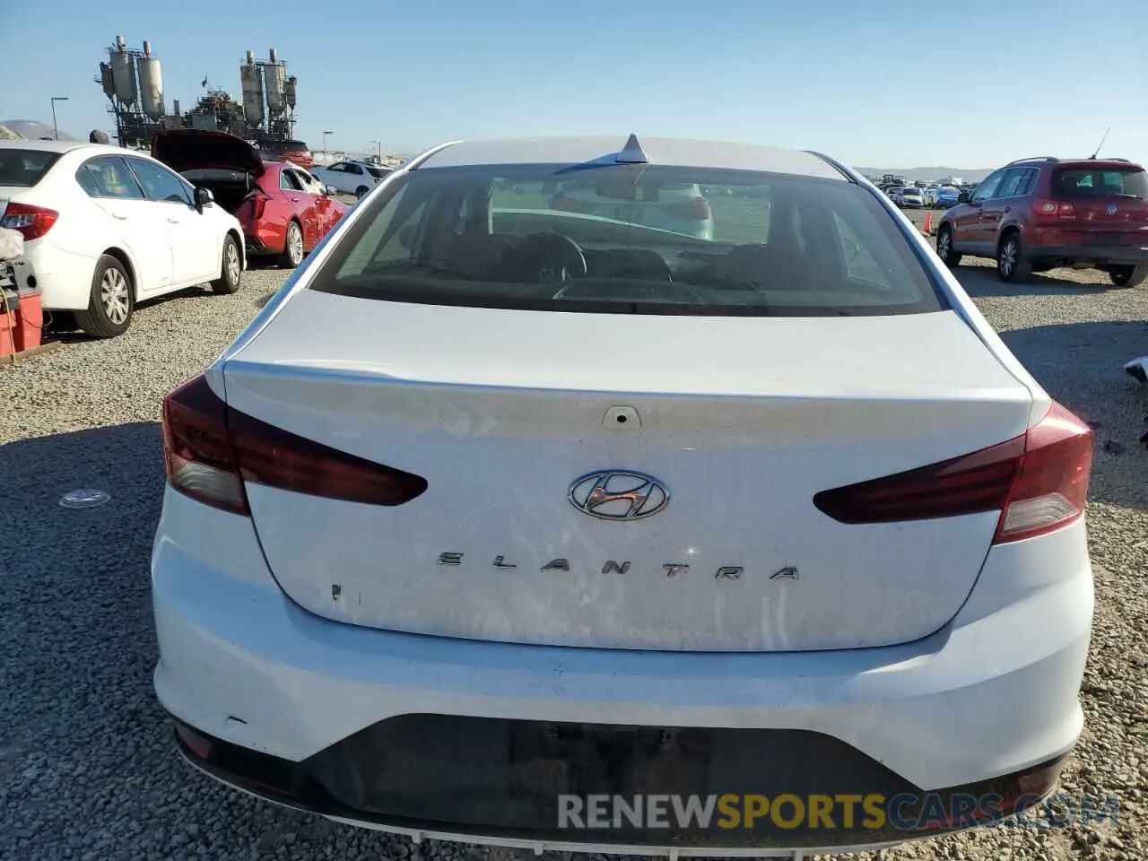 6 Photograph of a damaged car 5NPD84LF4LH561259 HYUNDAI ELANTRA 2020