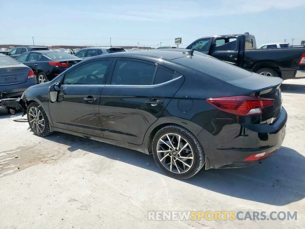 2 Photograph of a damaged car 5NPD84LF4LH562010 HYUNDAI ELANTRA 2020