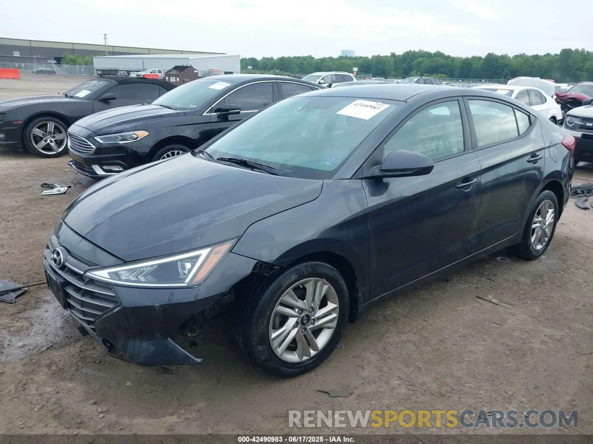 2 Photograph of a damaged car 5NPD84LF4LH564792 HYUNDAI ELANTRA 2020