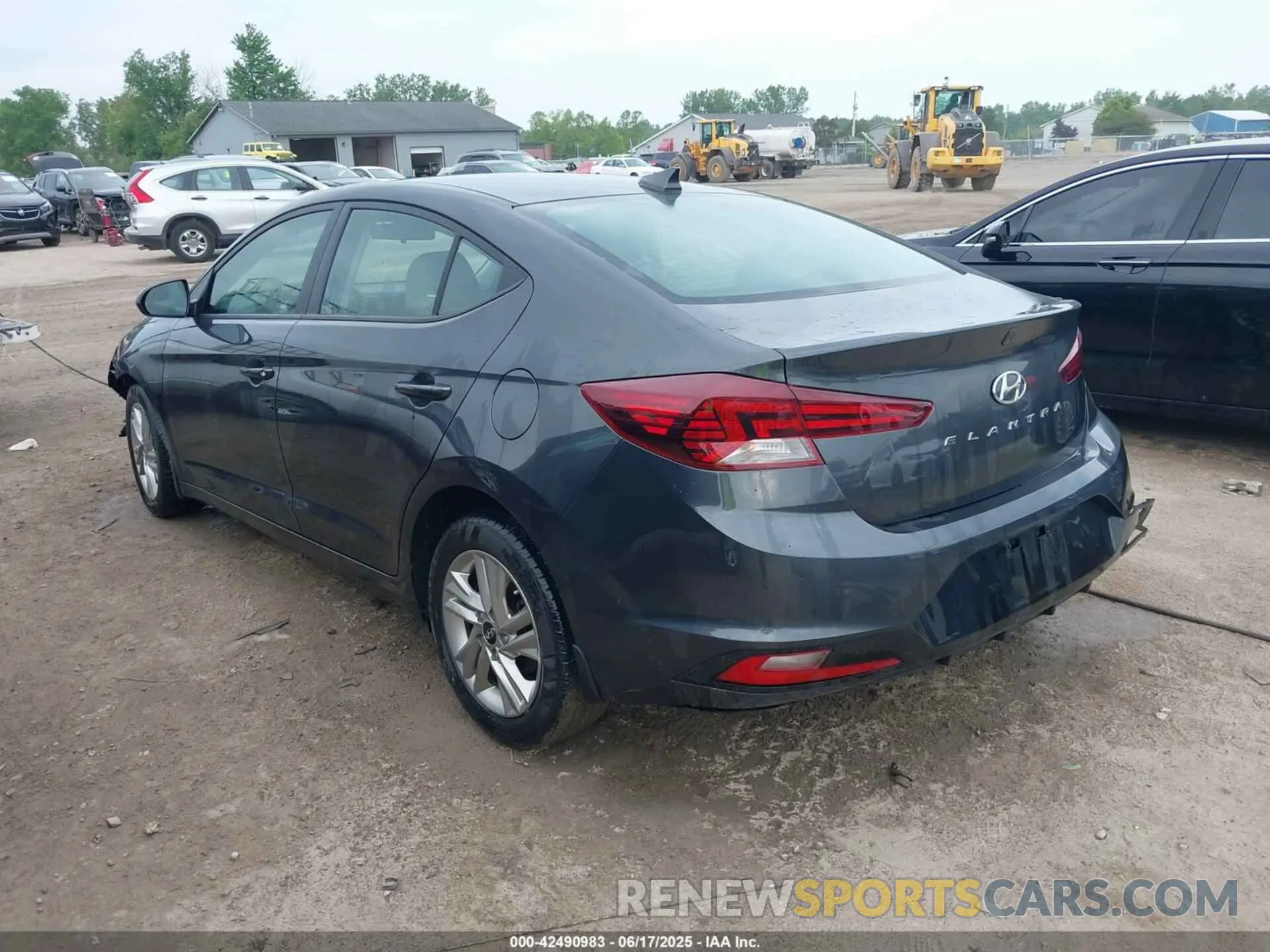 3 Photograph of a damaged car 5NPD84LF4LH564792 HYUNDAI ELANTRA 2020