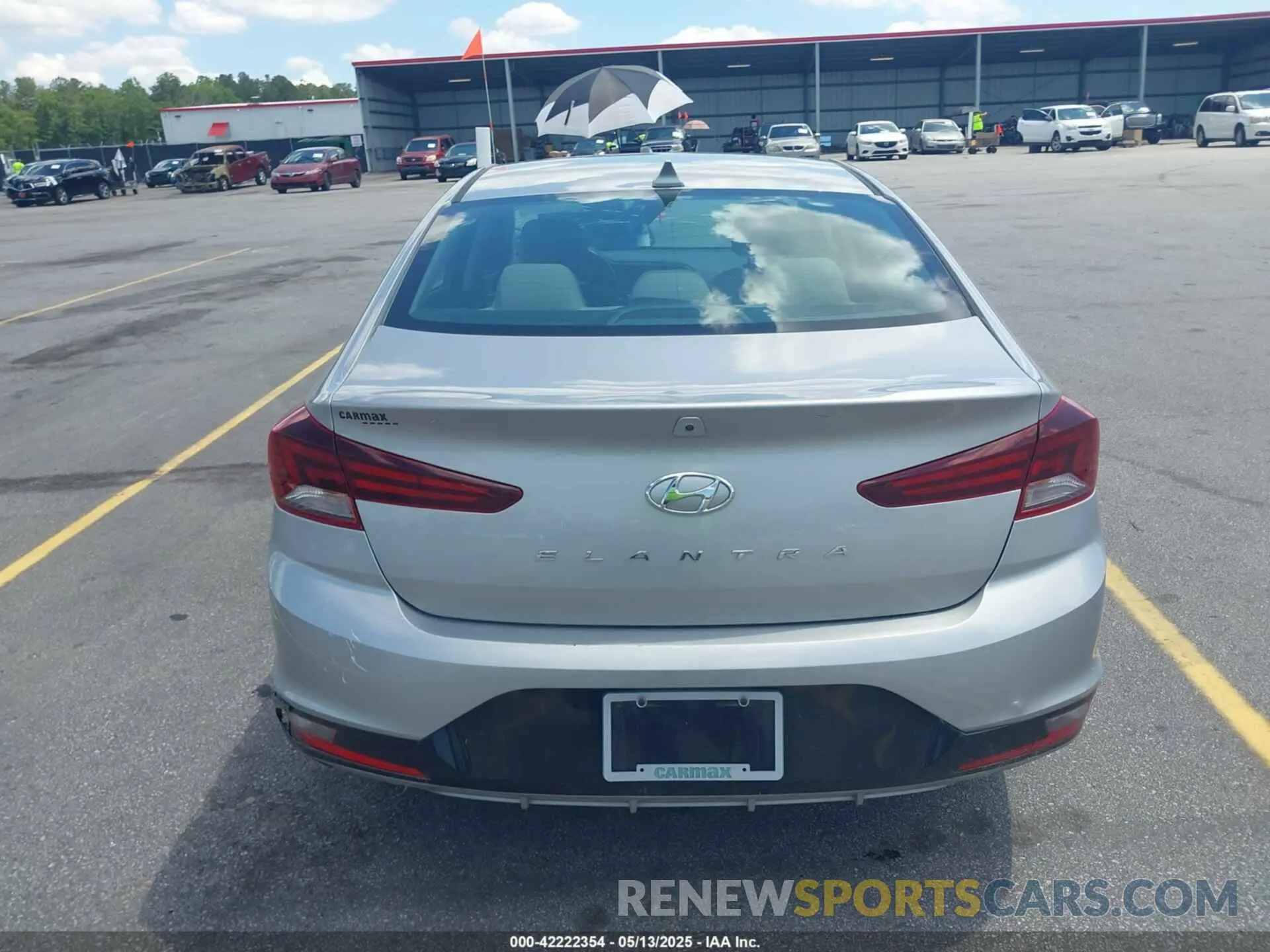 16 Photograph of a damaged car 5NPD84LF4LH584511 HYUNDAI ELANTRA 2020