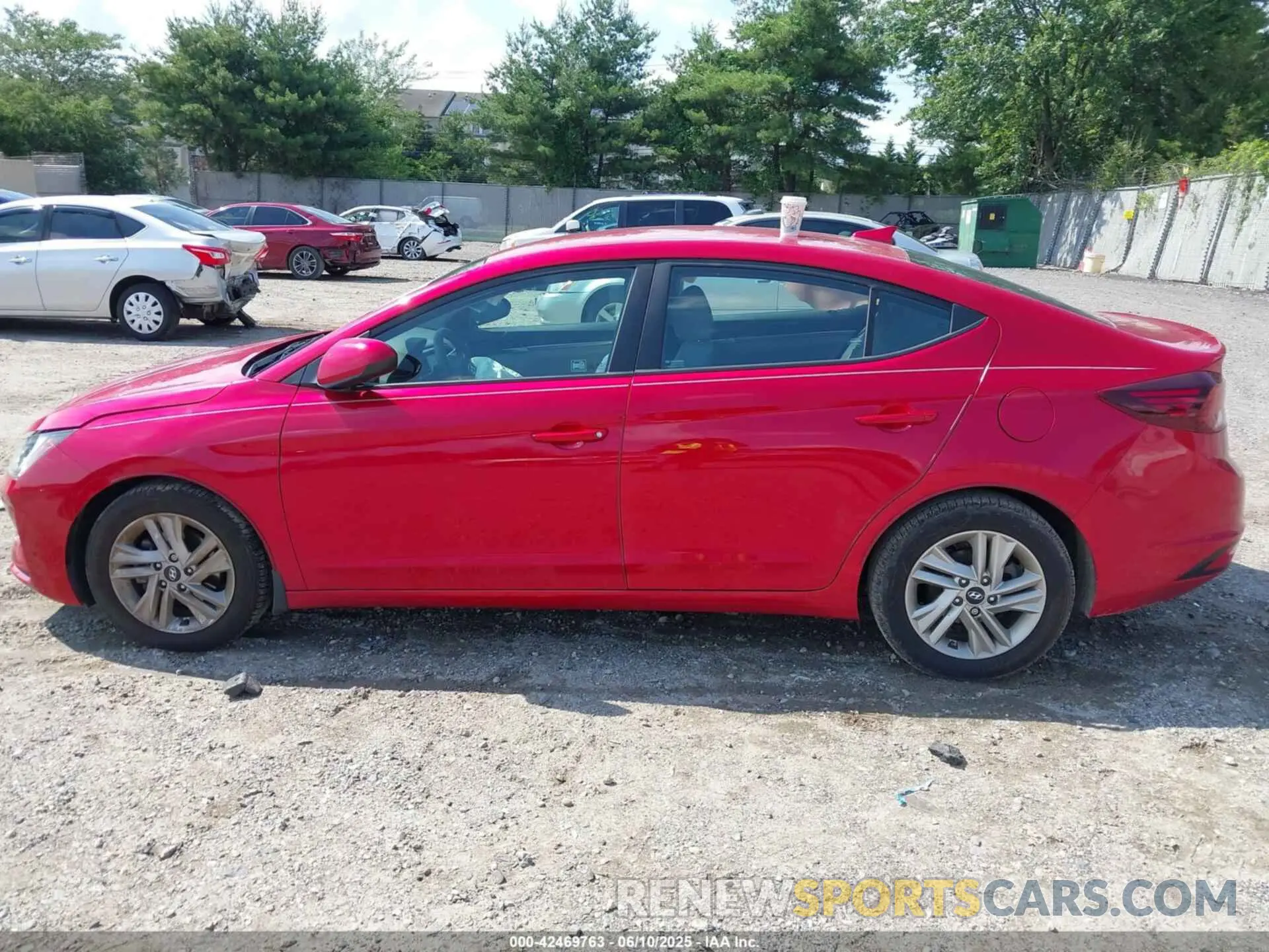 14 Photograph of a damaged car 5NPD84LF4LH598506 HYUNDAI ELANTRA 2020