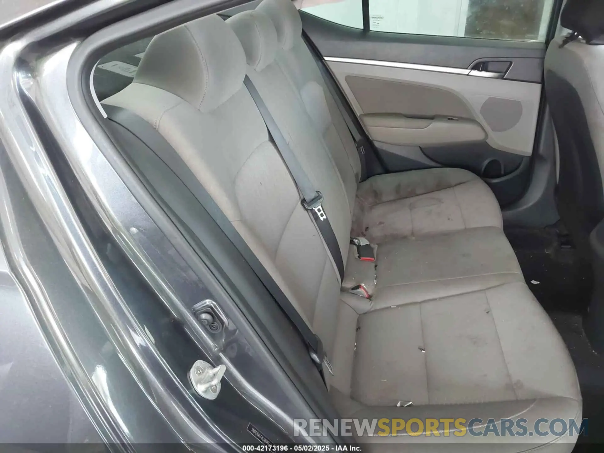 8 Photograph of a damaged car 5NPD84LF4LH598666 HYUNDAI ELANTRA 2020