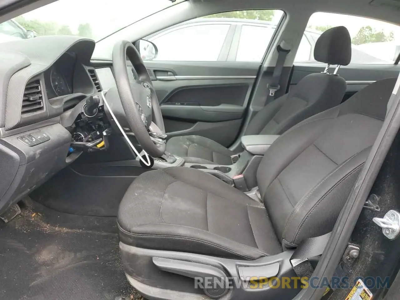 7 Photograph of a damaged car 5NPD84LF4LH601419 HYUNDAI ELANTRA 2020