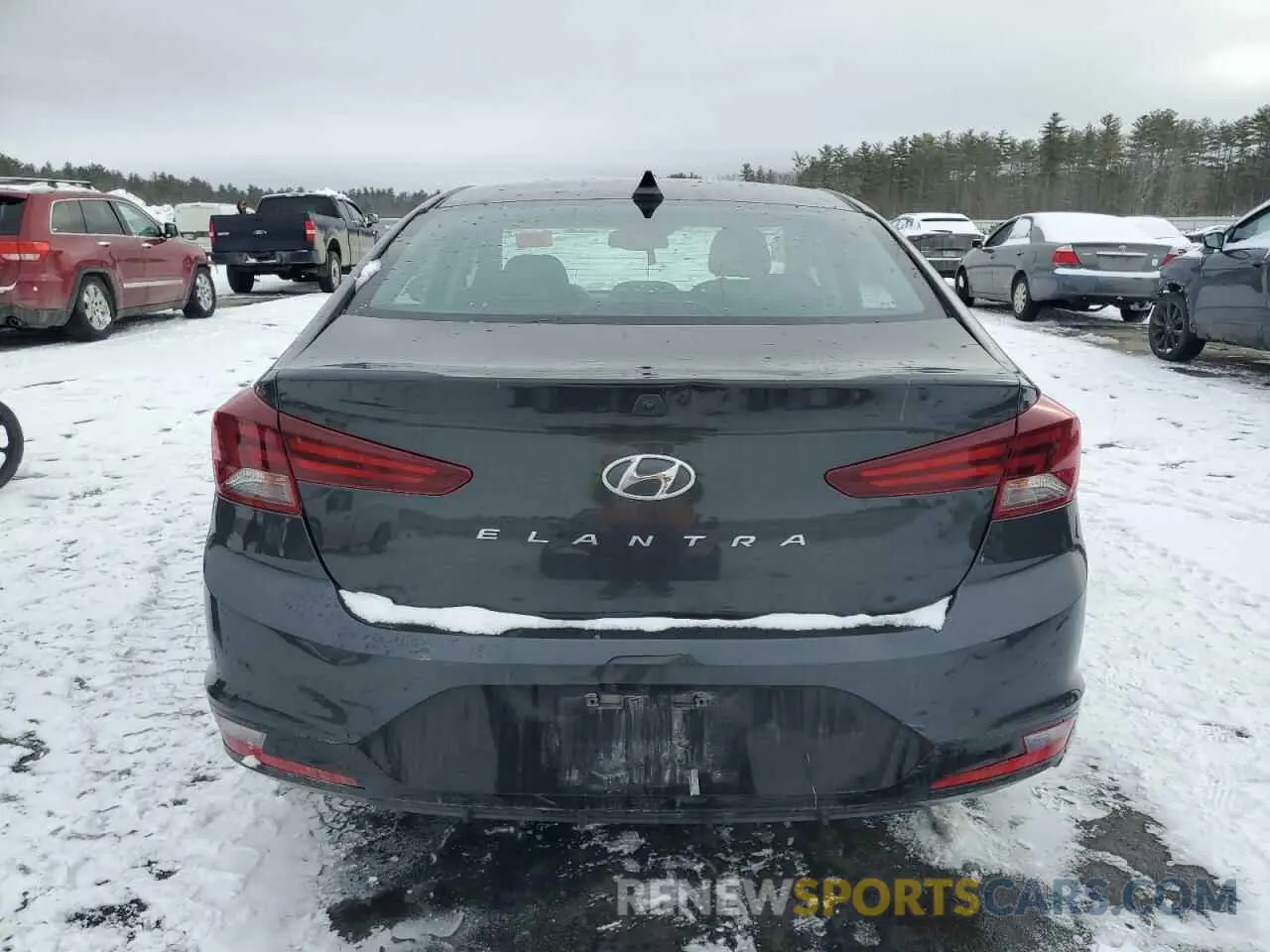6 Photograph of a damaged car 5NPD84LF4LH605860 HYUNDAI ELANTRA 2020
