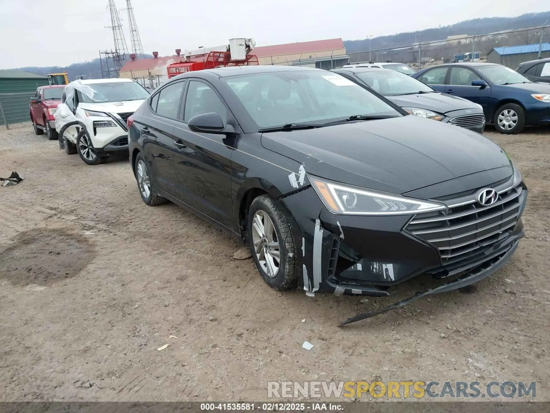 1 Photograph of a damaged car 5NPD84LF4LH617572 HYUNDAI ELANTRA 2020