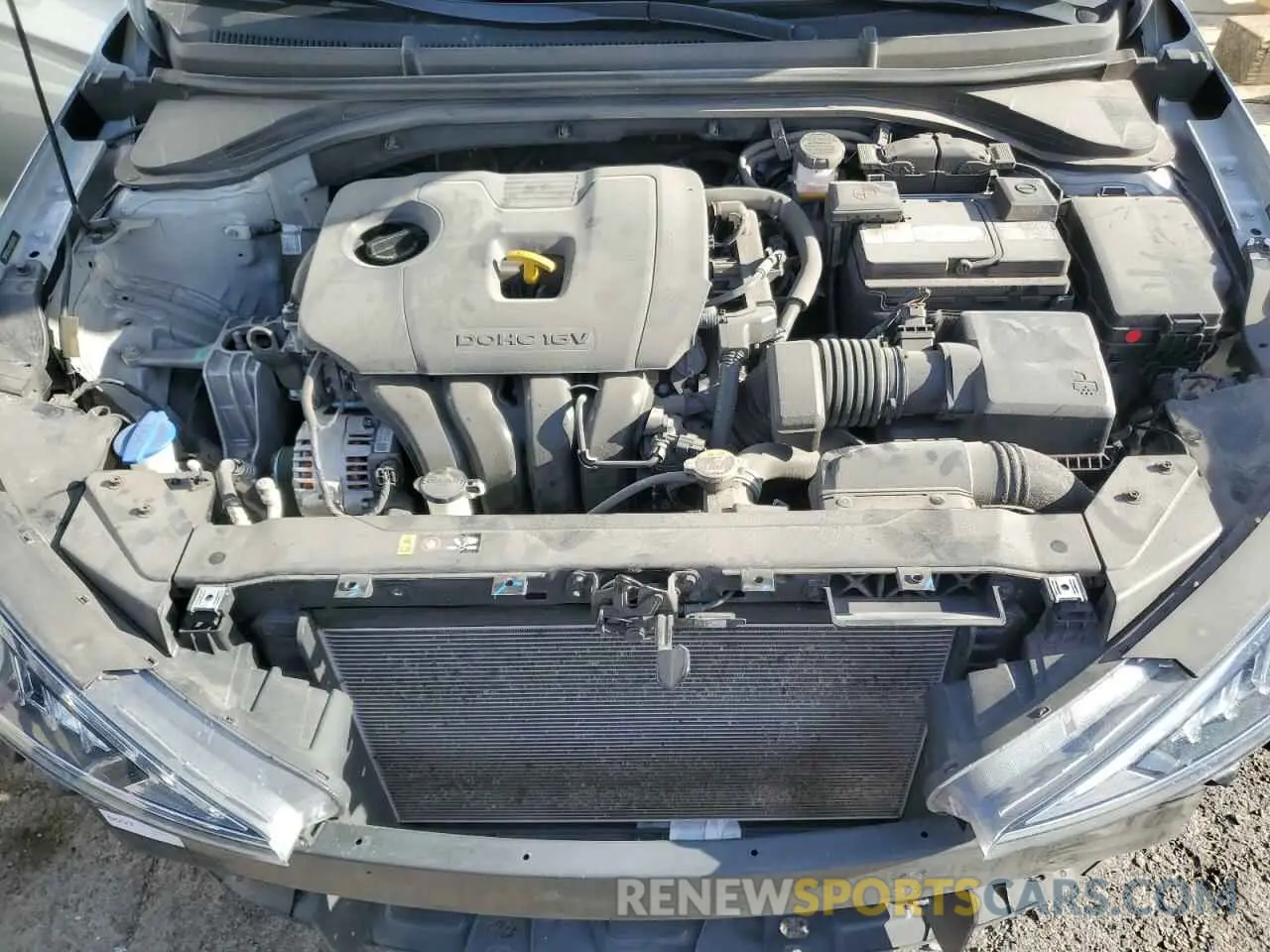 11 Photograph of a damaged car 5NPD84LF4LH620195 HYUNDAI ELANTRA 2020