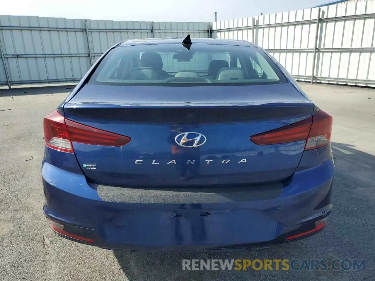 6 Photograph of a damaged car 5NPD84LF4LH620570 HYUNDAI ELANTRA 2020