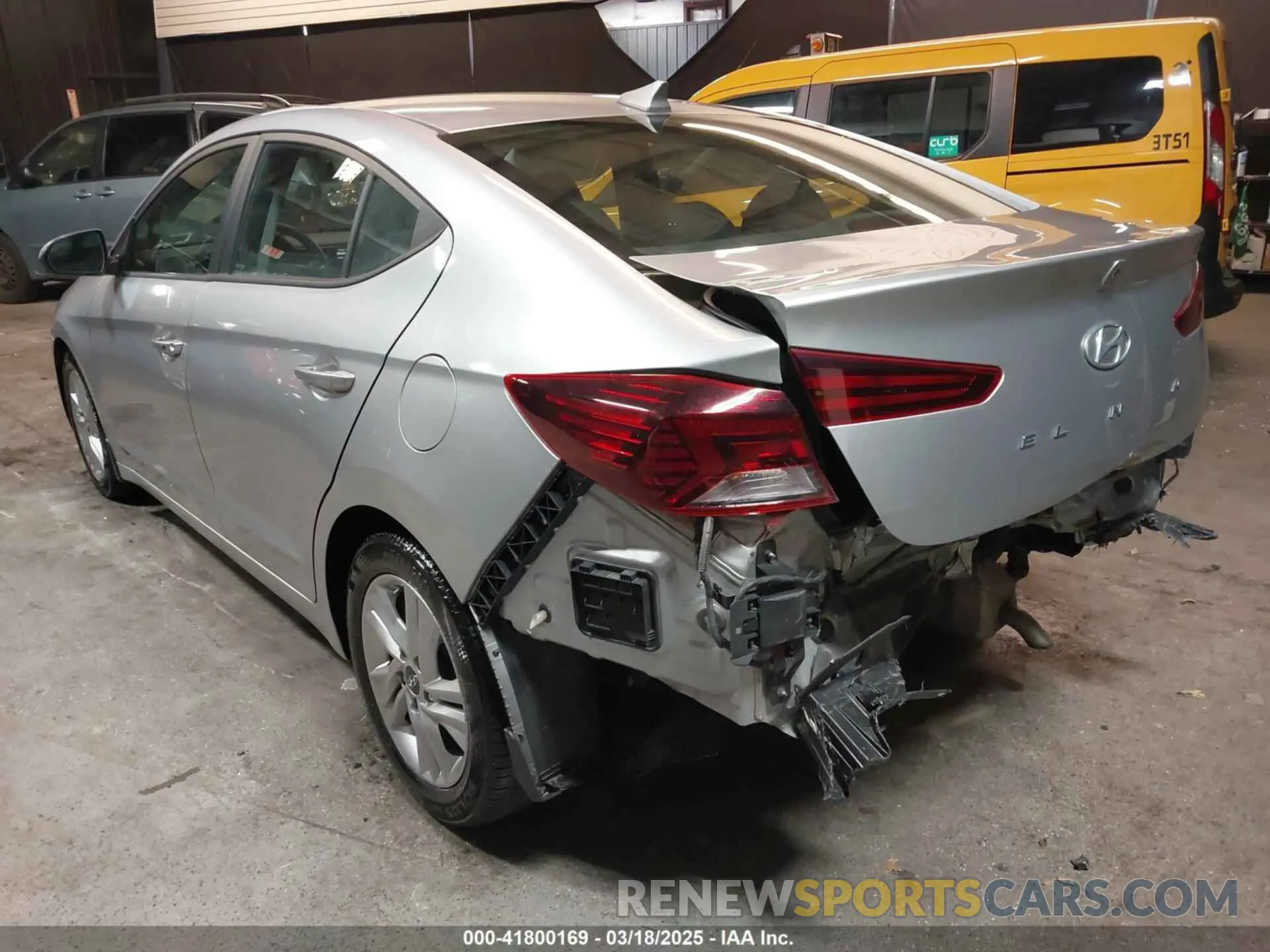 3 Photograph of a damaged car 5NPD84LF4LH622576 HYUNDAI ELANTRA 2020