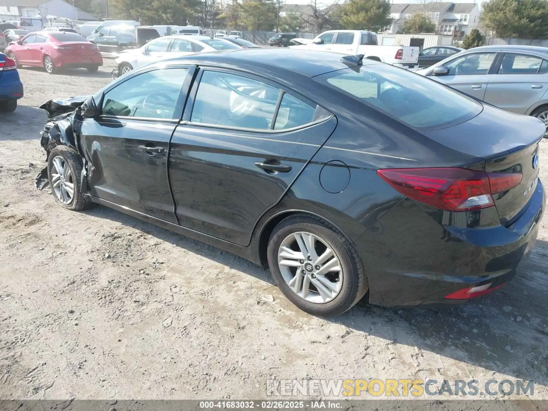3 Photograph of a damaged car 5NPD84LF4LH626448 HYUNDAI ELANTRA 2020