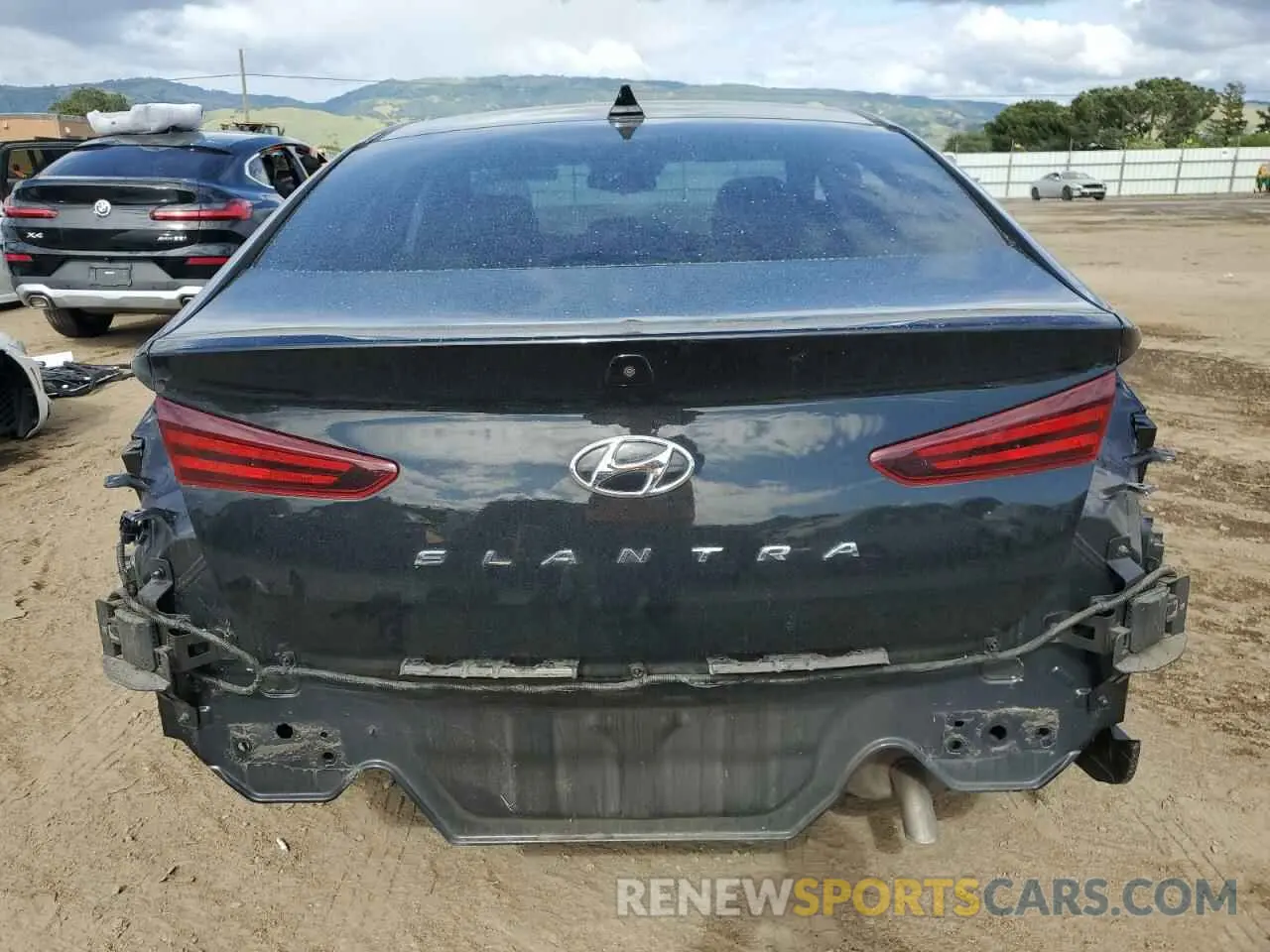 6 Photograph of a damaged car 5NPD84LF4LH627065 HYUNDAI ELANTRA 2020
