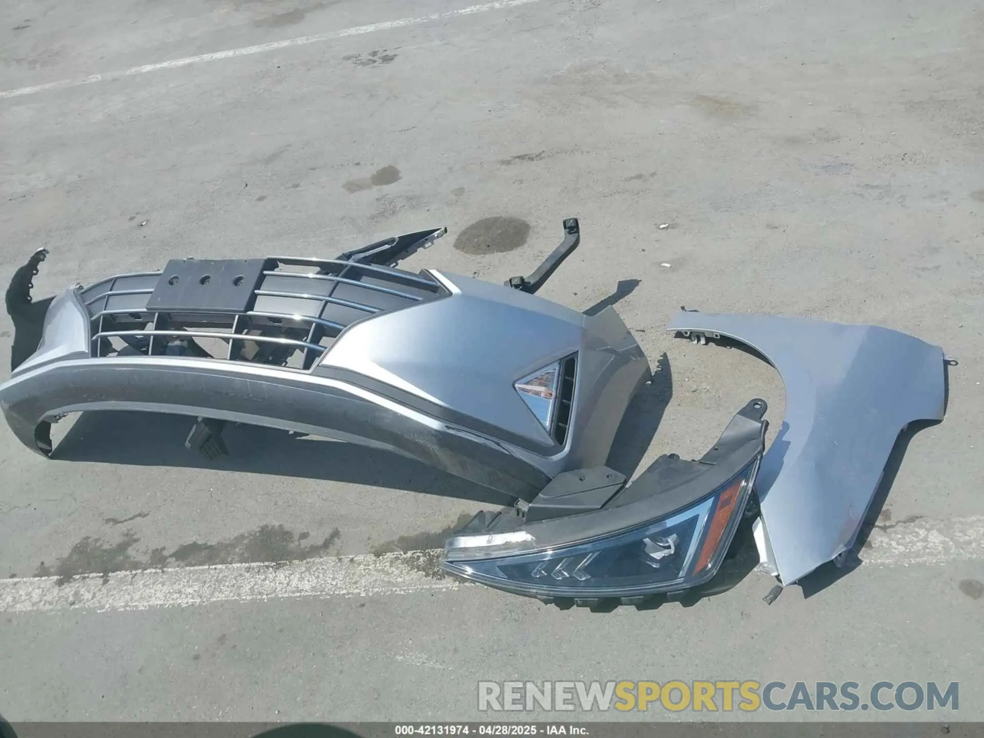 12 Photograph of a damaged car 5NPD84LF4LH631116 HYUNDAI ELANTRA 2020