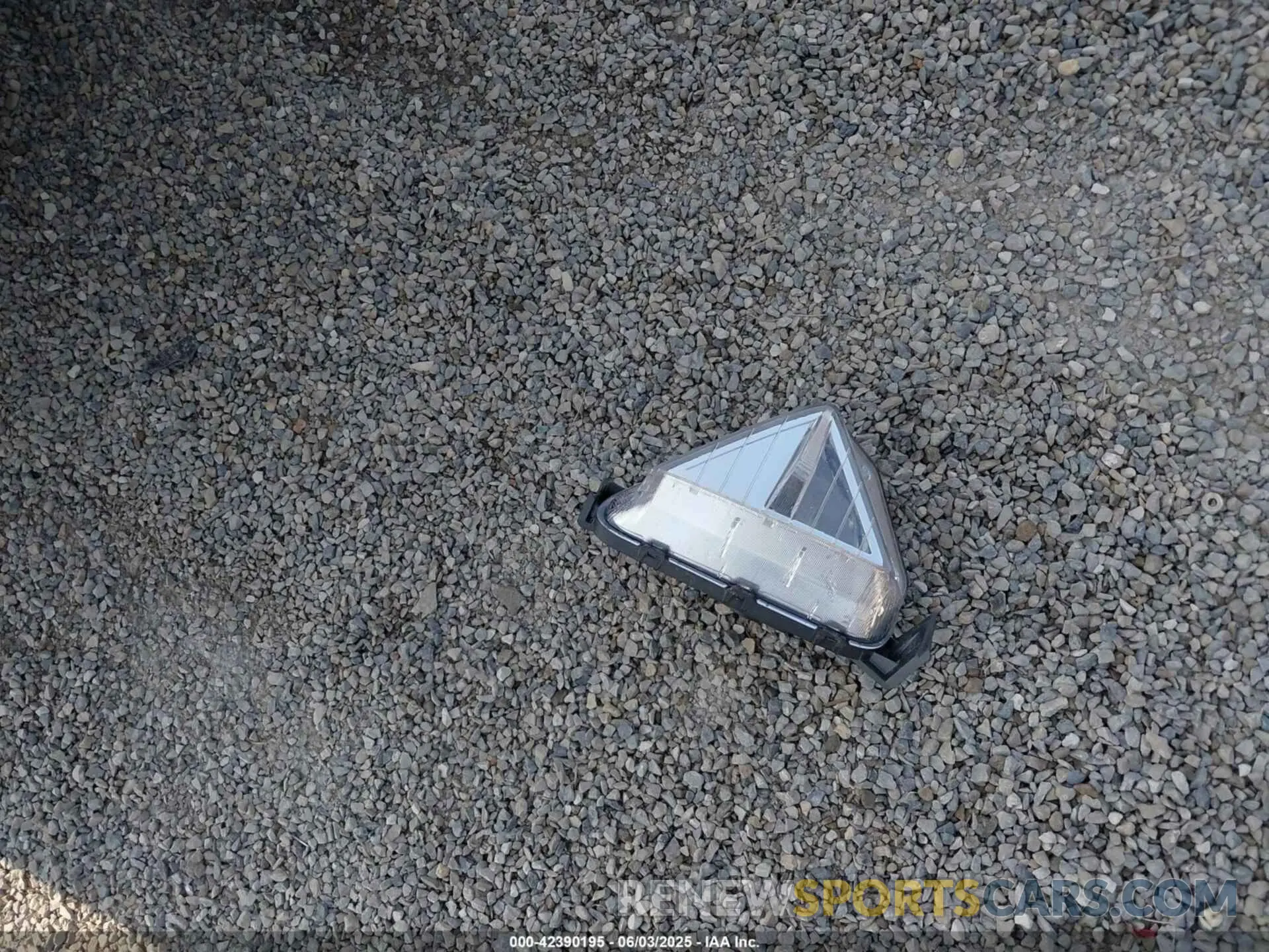 12 Photograph of a damaged car 5NPD84LF4LH632847 HYUNDAI ELANTRA 2020