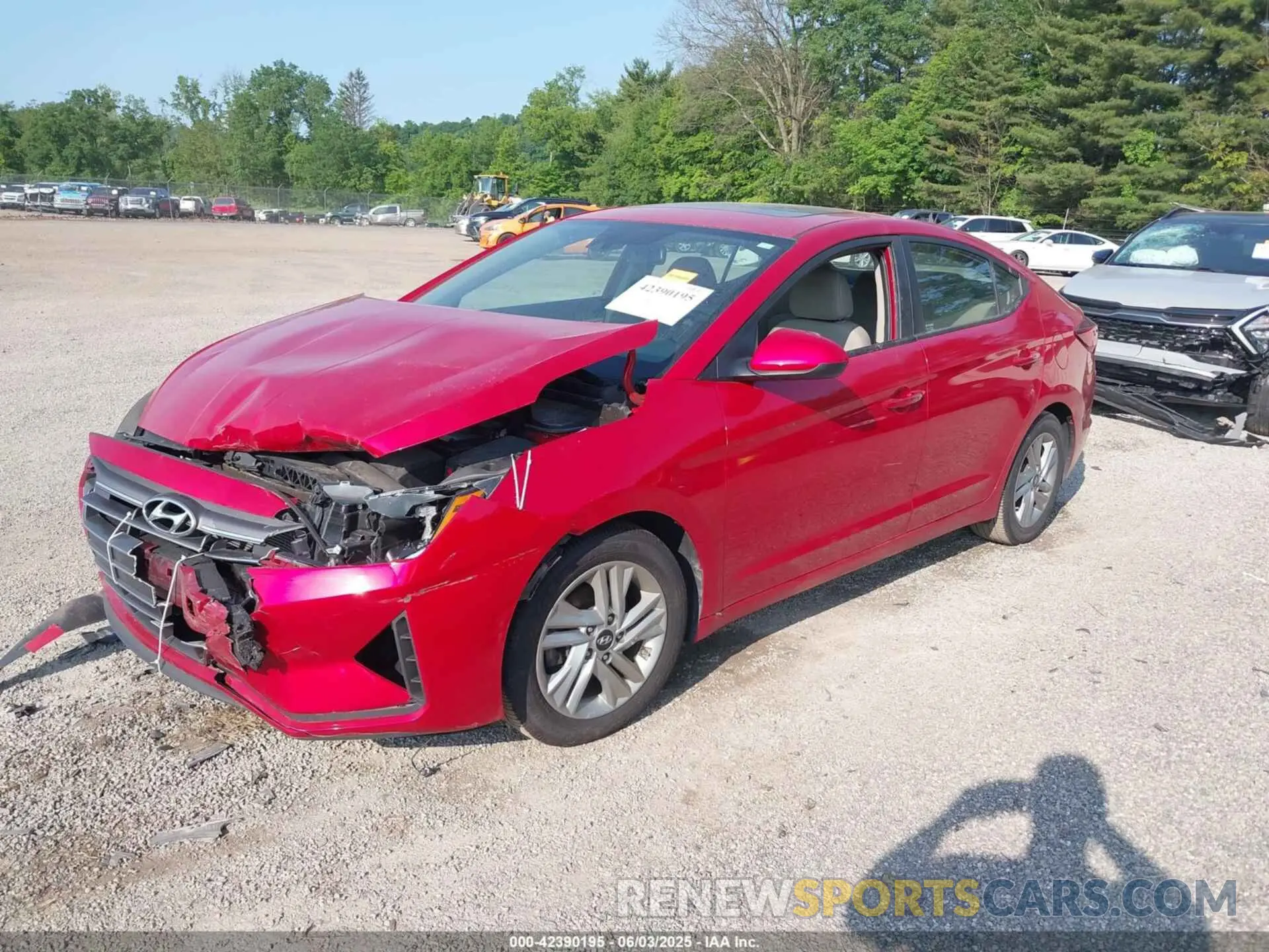 2 Photograph of a damaged car 5NPD84LF4LH632847 HYUNDAI ELANTRA 2020