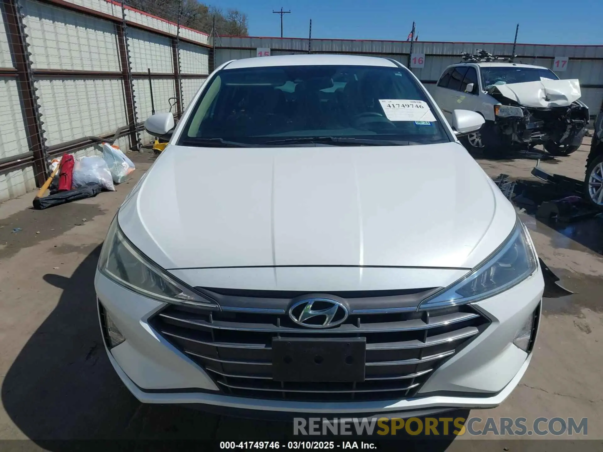 11 Photograph of a damaged car 5NPD84LF5LH505511 HYUNDAI ELANTRA 2020