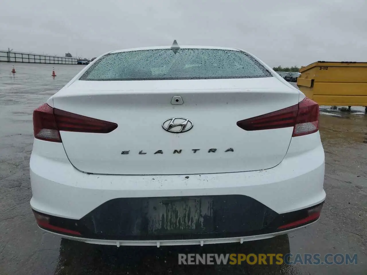 6 Photograph of a damaged car 5NPD84LF5LH517254 HYUNDAI ELANTRA 2020