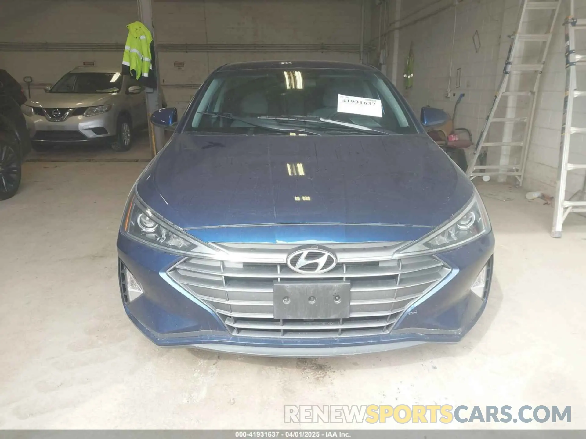 12 Photograph of a damaged car 5NPD84LF5LH518758 HYUNDAI ELANTRA 2020