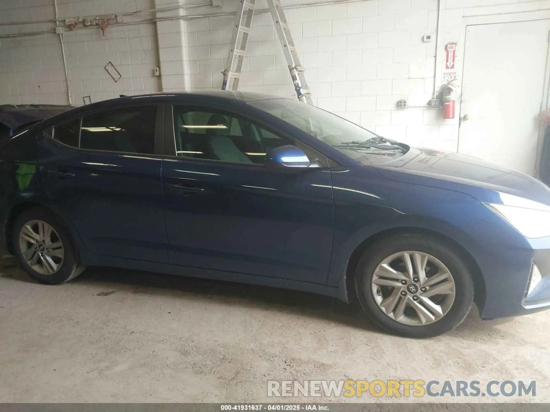 13 Photograph of a damaged car 5NPD84LF5LH518758 HYUNDAI ELANTRA 2020