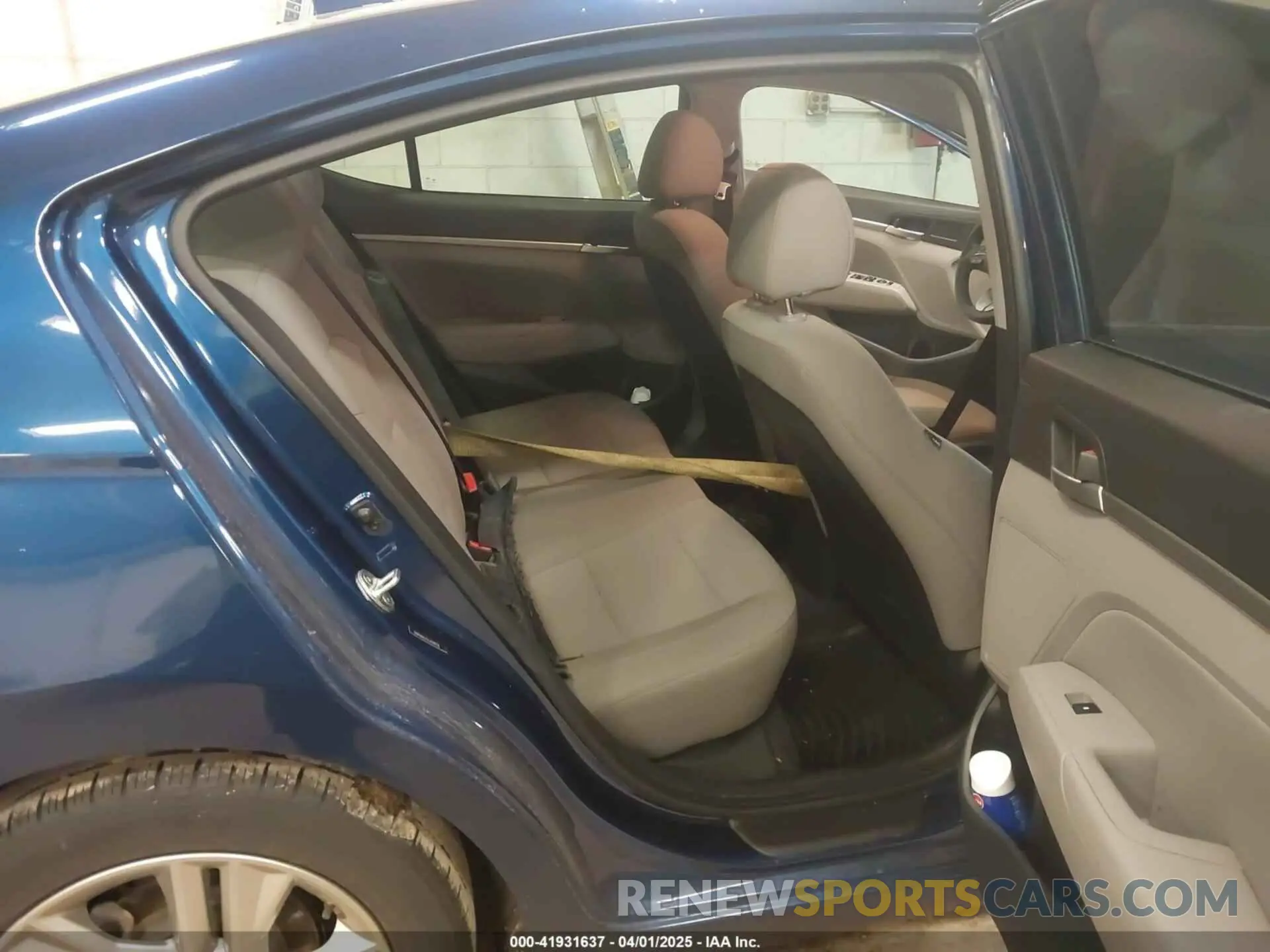 8 Photograph of a damaged car 5NPD84LF5LH518758 HYUNDAI ELANTRA 2020