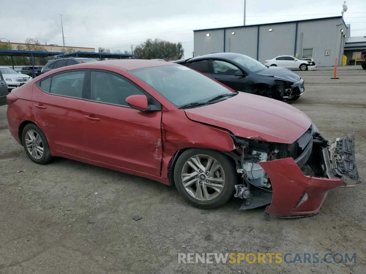 4 Photograph of a damaged car 5NPD84LF5LH519232 HYUNDAI ELANTRA 2020