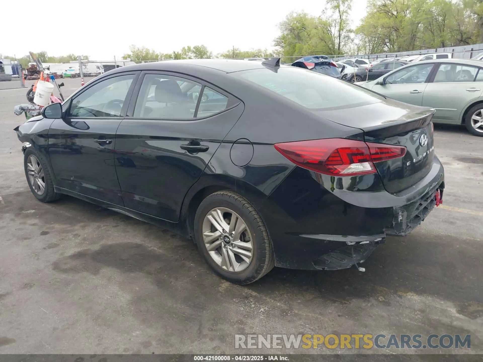 3 Photograph of a damaged car 5NPD84LF5LH519747 HYUNDAI ELANTRA 2020