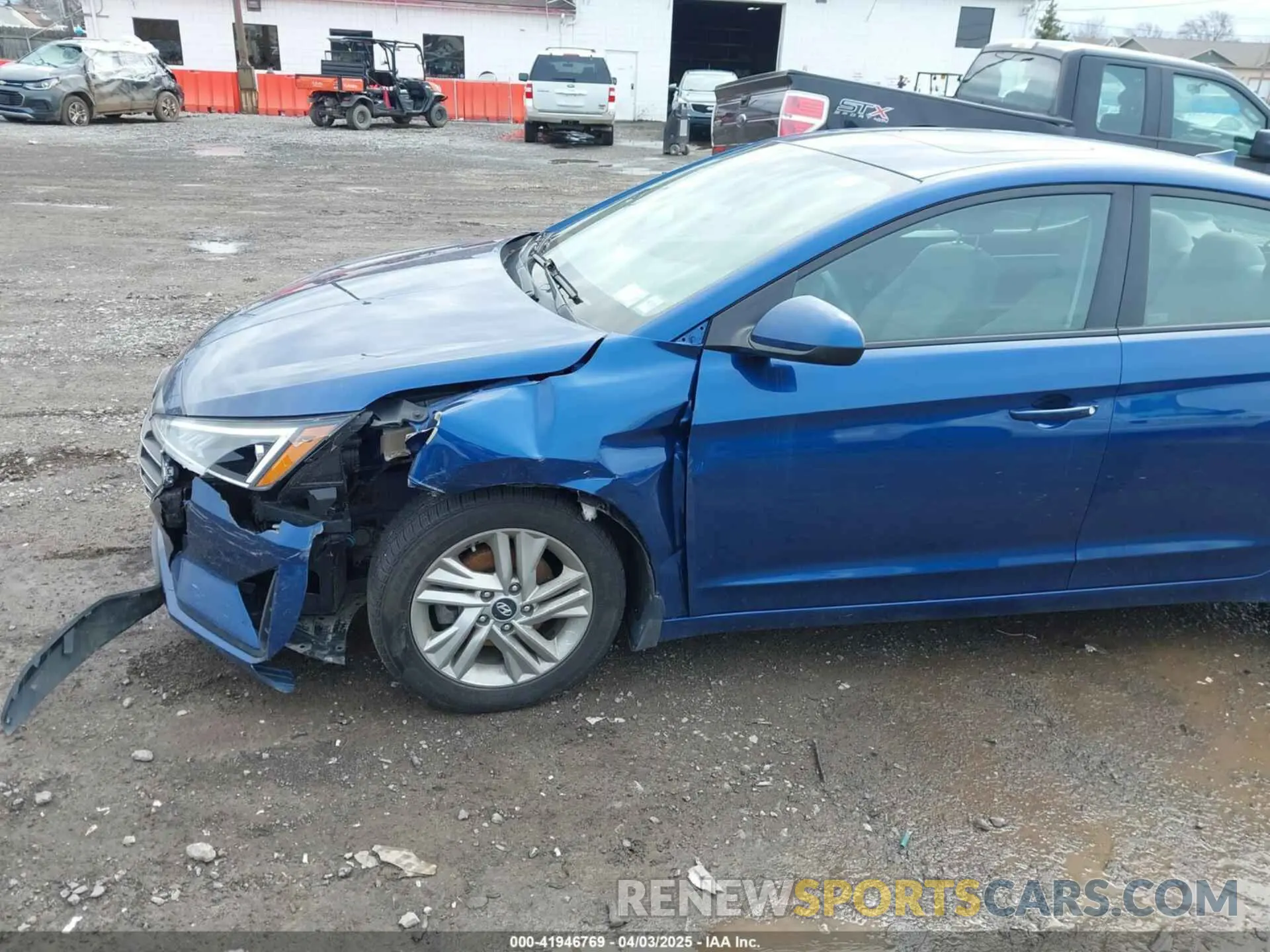 12 Photograph of a damaged car 5NPD84LF5LH540856 HYUNDAI ELANTRA 2020