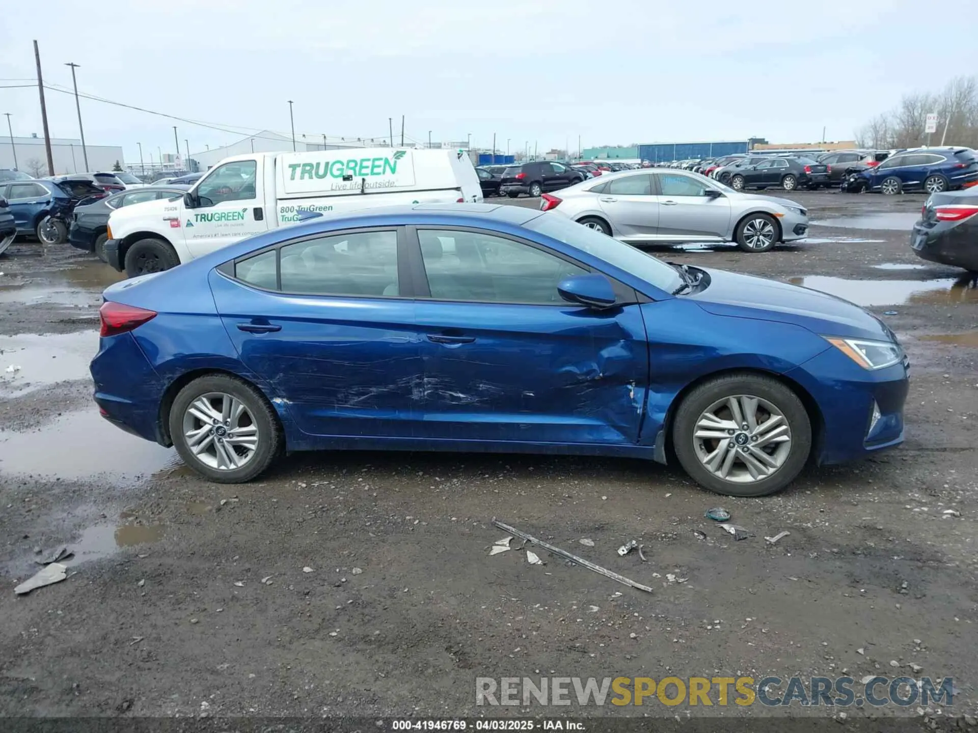 14 Photograph of a damaged car 5NPD84LF5LH540856 HYUNDAI ELANTRA 2020