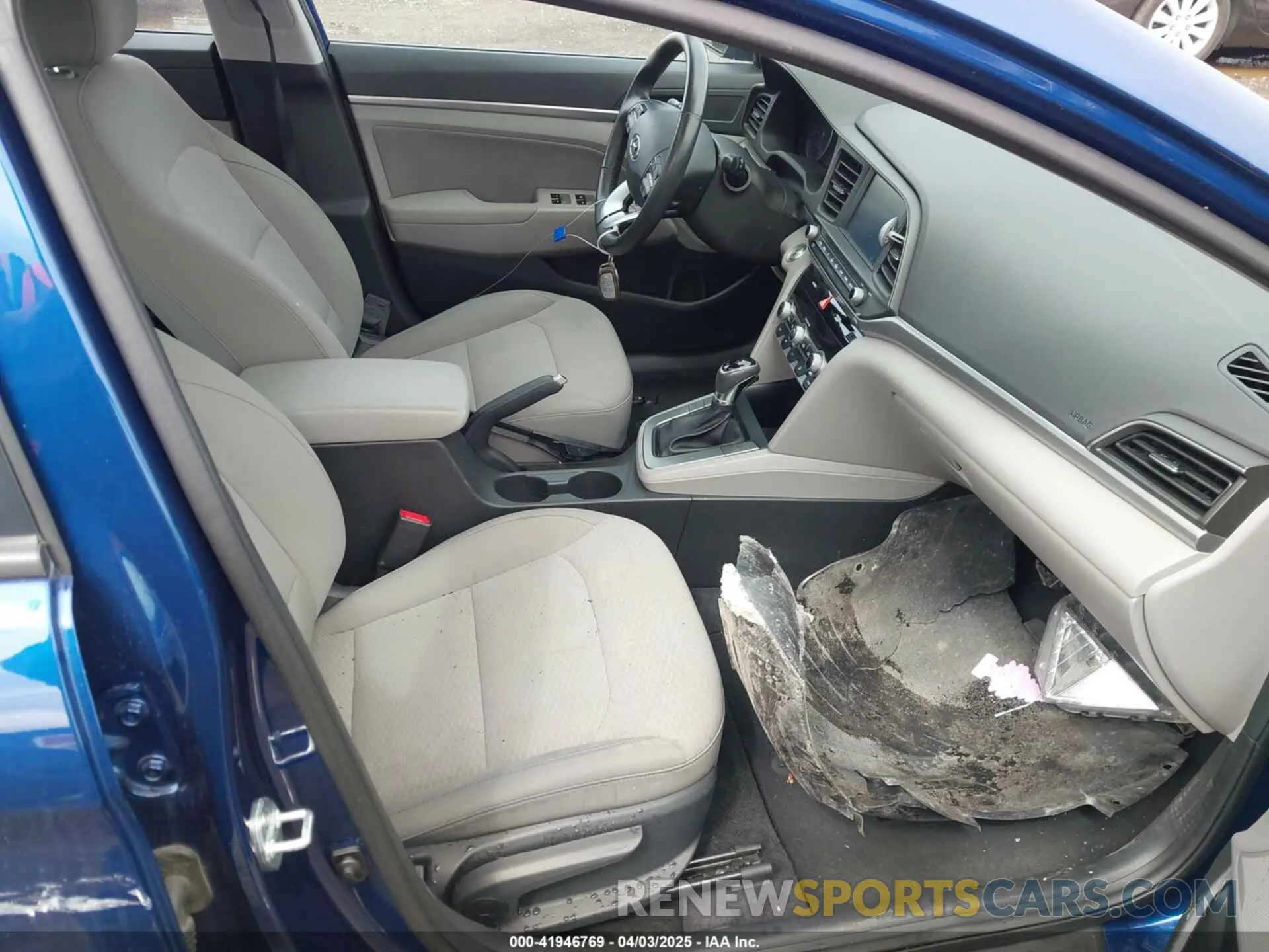 5 Photograph of a damaged car 5NPD84LF5LH540856 HYUNDAI ELANTRA 2020