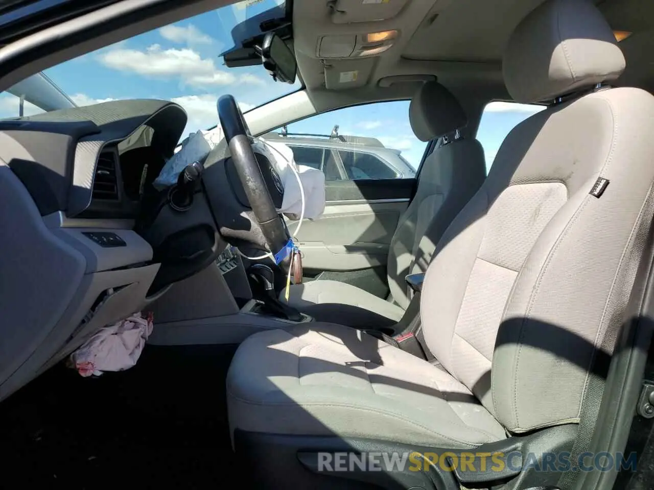 7 Photograph of a damaged car 5NPD84LF5LH546589 HYUNDAI ELANTRA 2020