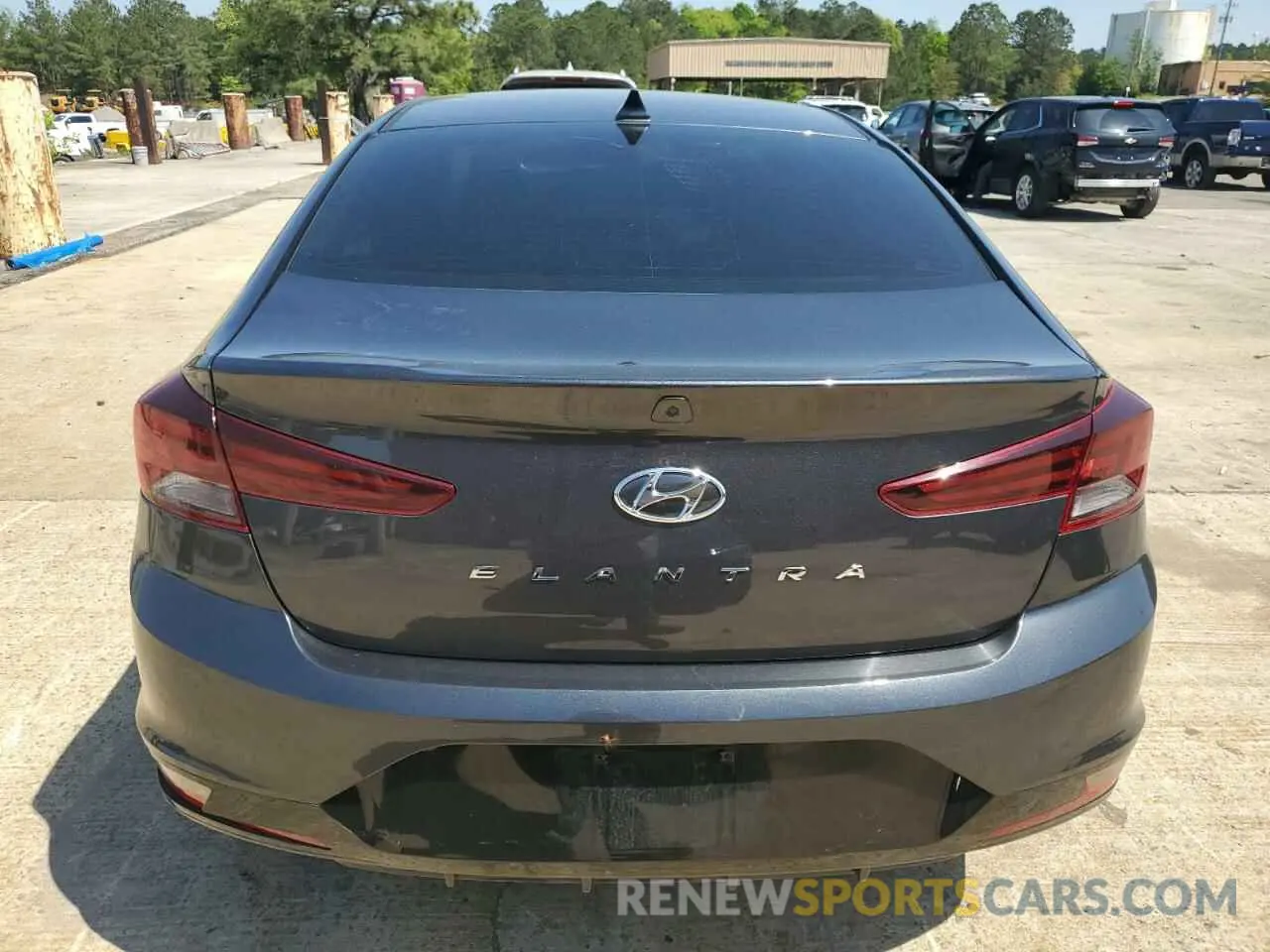 6 Photograph of a damaged car 5NPD84LF5LH551226 HYUNDAI ELANTRA 2020