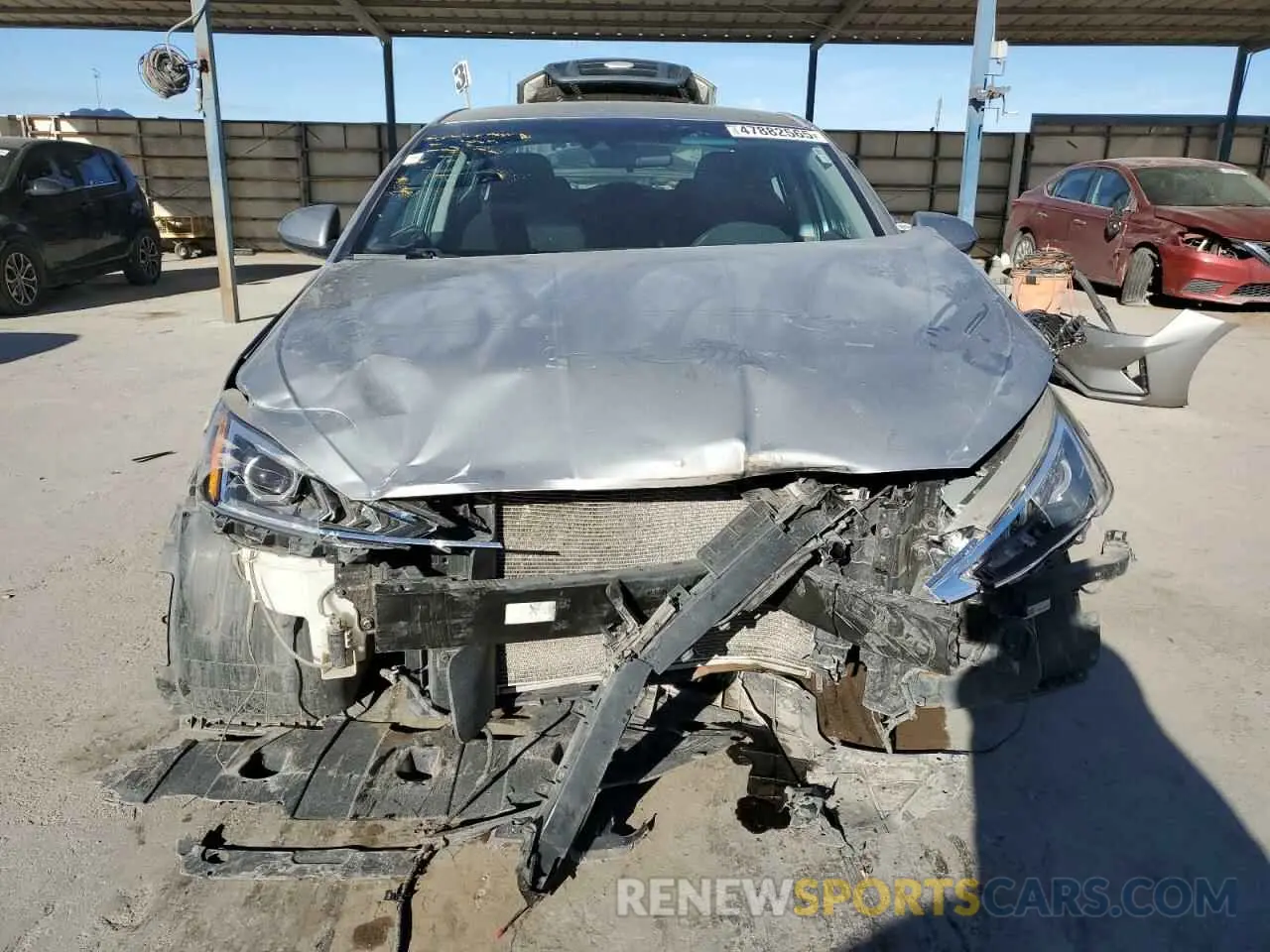 5 Photograph of a damaged car 5NPD84LF5LH561447 HYUNDAI ELANTRA 2020
