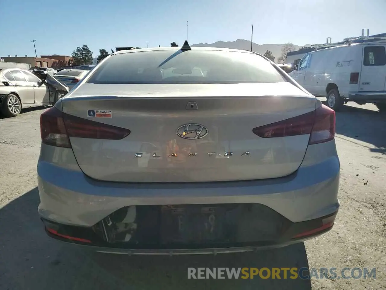 6 Photograph of a damaged car 5NPD84LF5LH561447 HYUNDAI ELANTRA 2020
