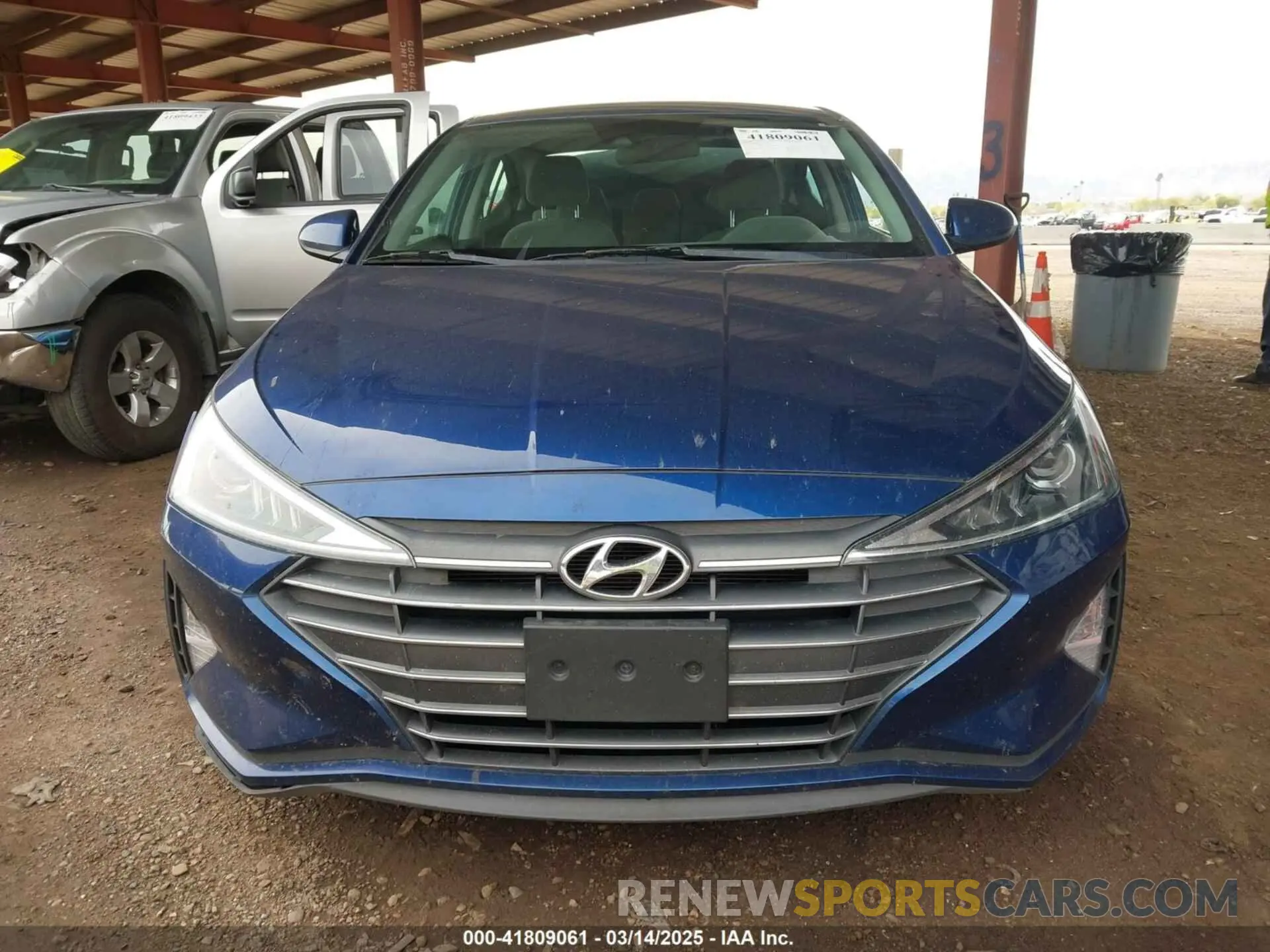 12 Photograph of a damaged car 5NPD84LF5LH561643 HYUNDAI ELANTRA 2020