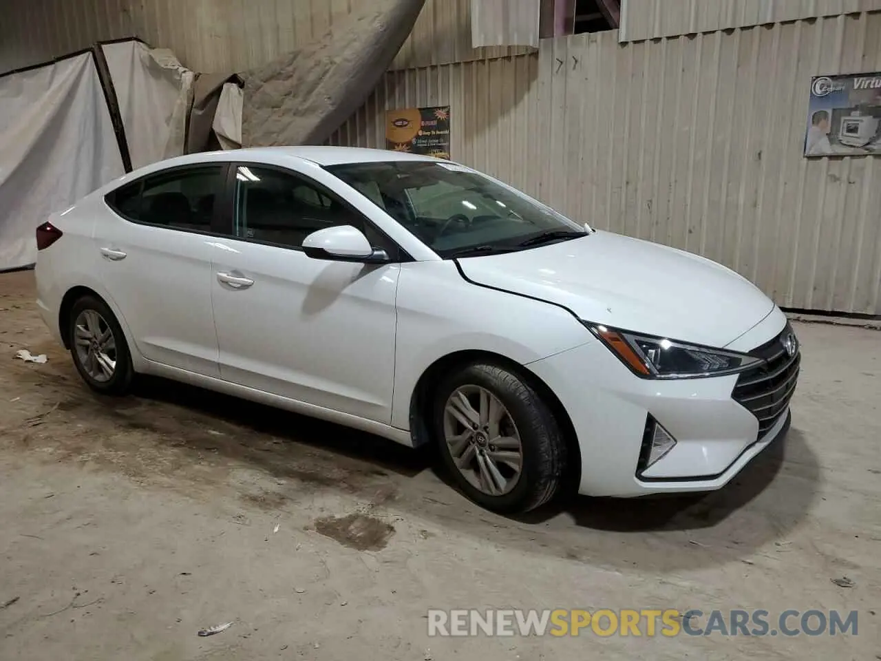 4 Photograph of a damaged car 5NPD84LF5LH575106 HYUNDAI ELANTRA 2020