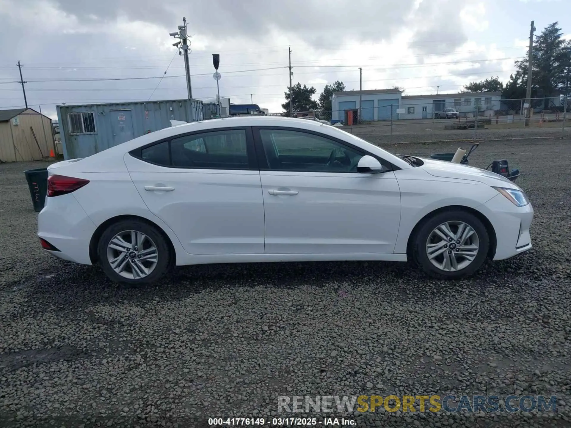 13 Photograph of a damaged car 5NPD84LF5LH579222 HYUNDAI ELANTRA 2020