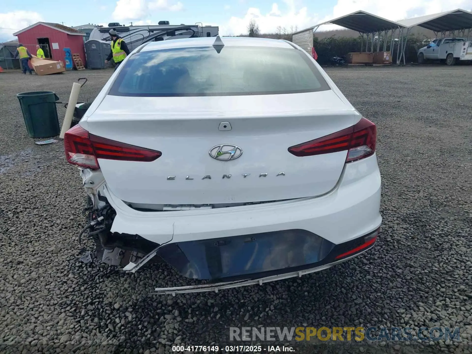 16 Photograph of a damaged car 5NPD84LF5LH579222 HYUNDAI ELANTRA 2020