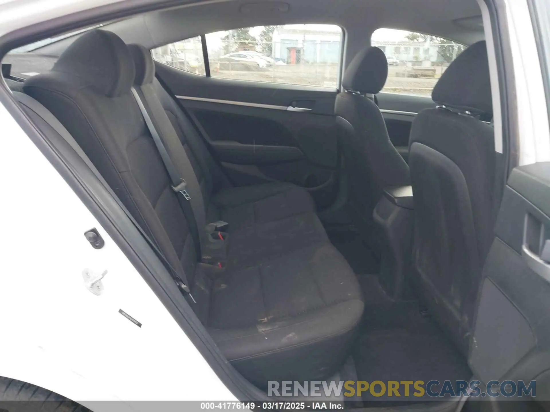 8 Photograph of a damaged car 5NPD84LF5LH579222 HYUNDAI ELANTRA 2020