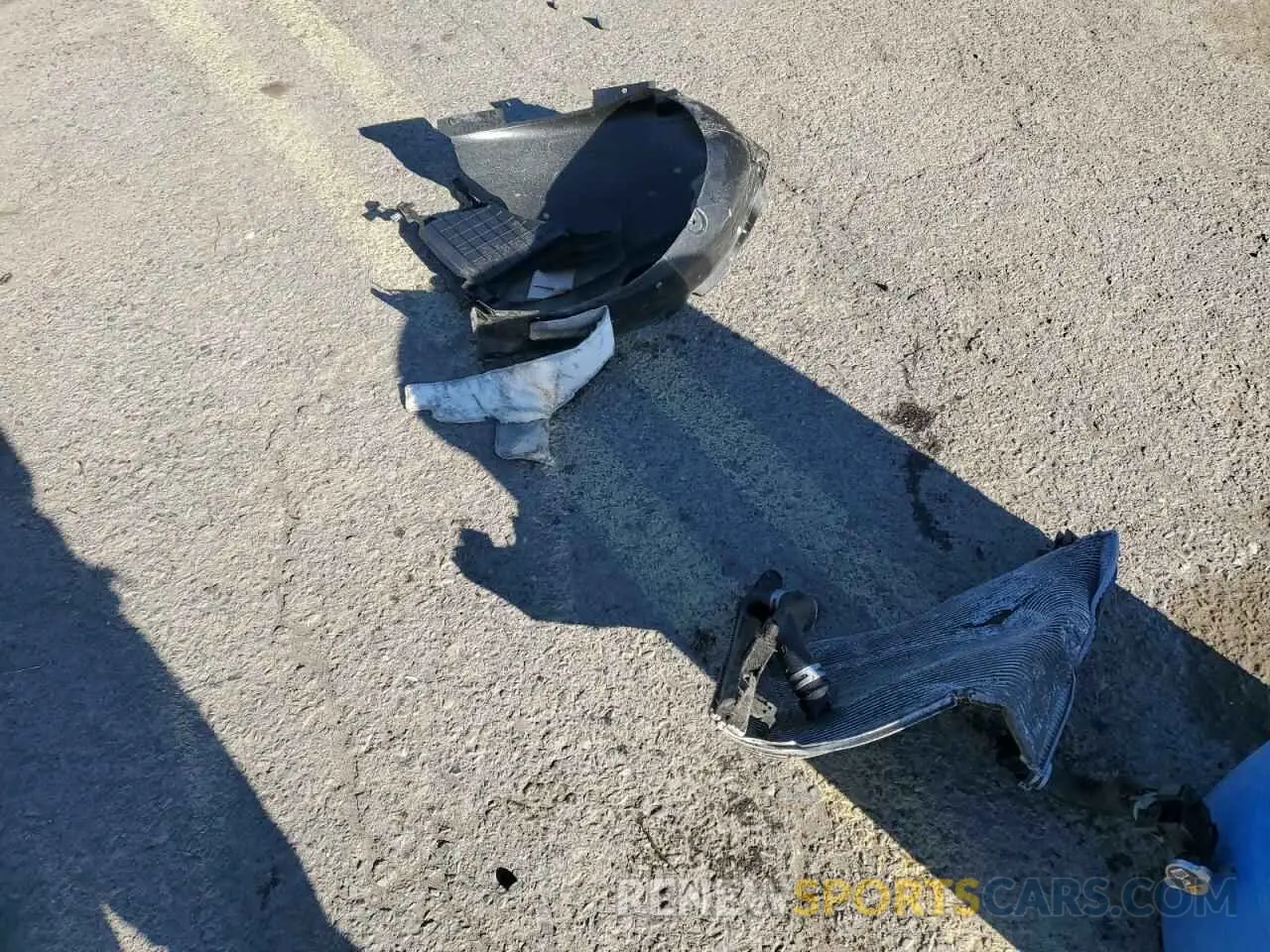 14 Photograph of a damaged car 5NPD84LF5LH582640 HYUNDAI ELANTRA 2020