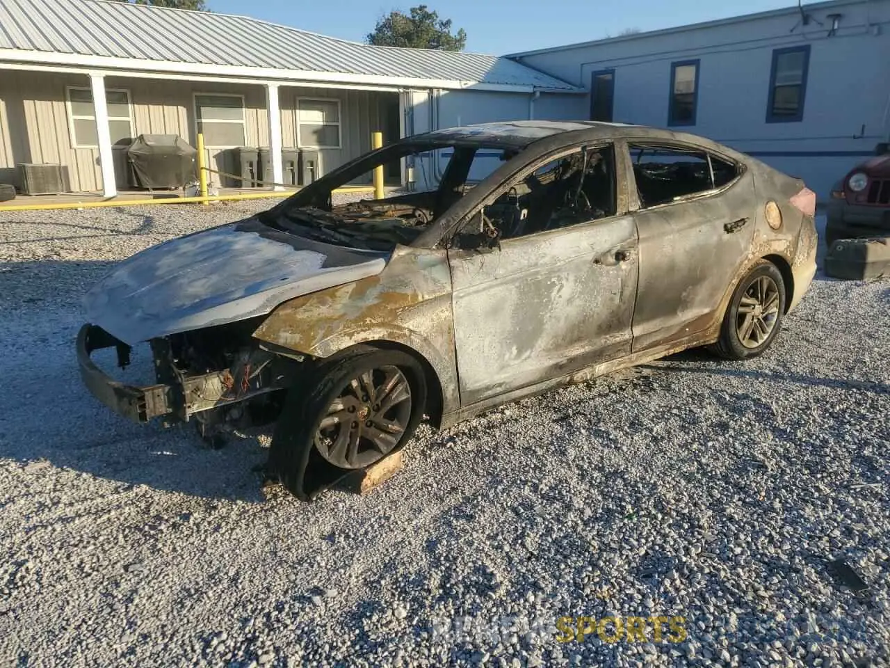 1 Photograph of a damaged car 5NPD84LF5LH583349 HYUNDAI ELANTRA 2020