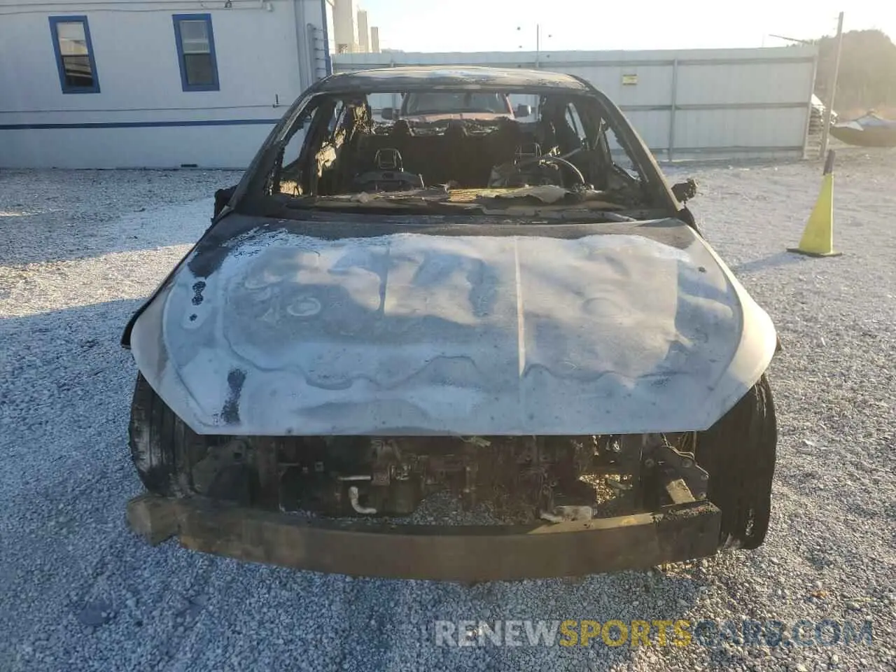 5 Photograph of a damaged car 5NPD84LF5LH583349 HYUNDAI ELANTRA 2020