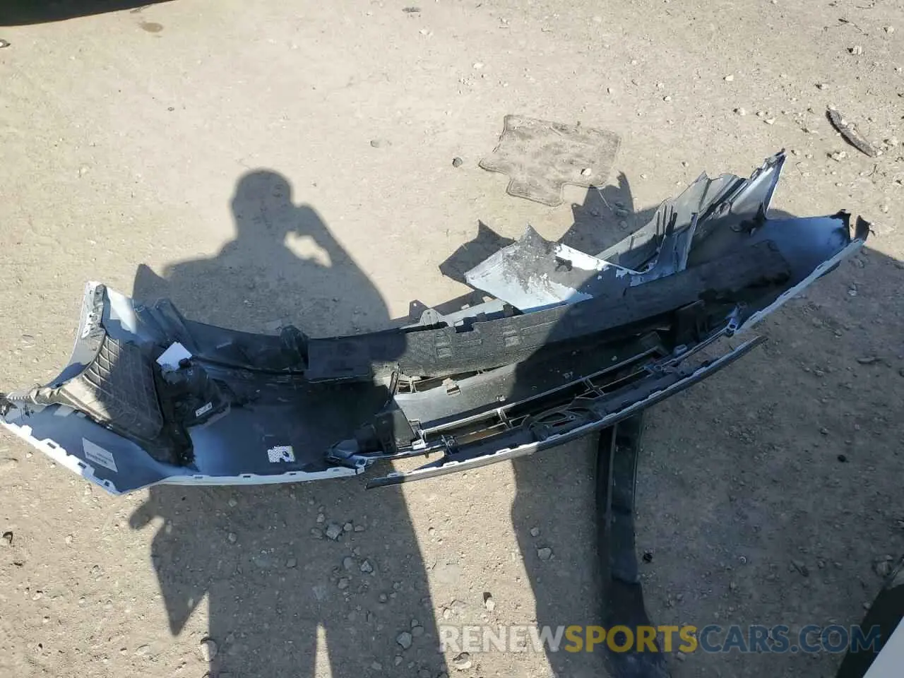 12 Photograph of a damaged car 5NPD84LF5LH586218 HYUNDAI ELANTRA 2020