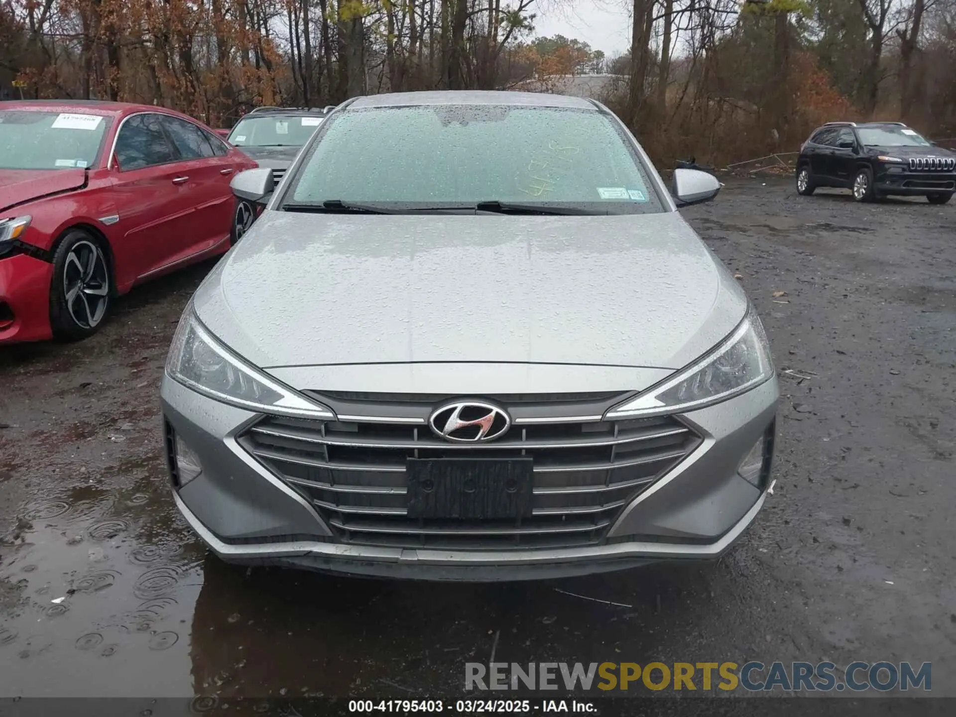 12 Photograph of a damaged car 5NPD84LF5LH587241 HYUNDAI ELANTRA 2020