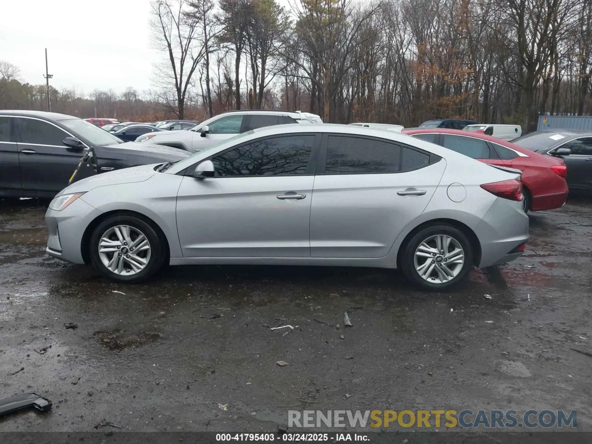 14 Photograph of a damaged car 5NPD84LF5LH587241 HYUNDAI ELANTRA 2020