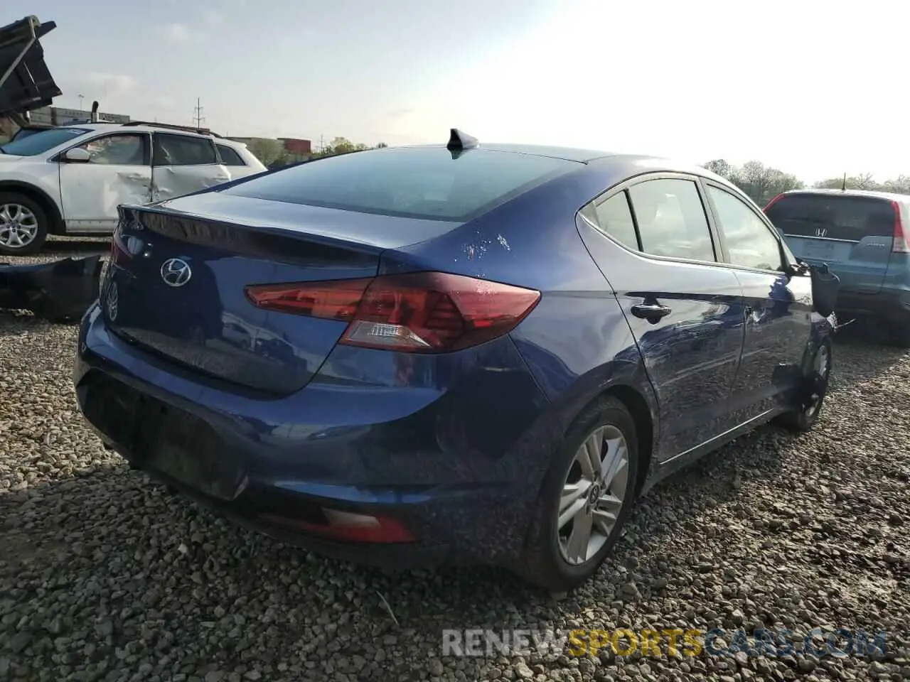 3 Photograph of a damaged car 5NPD84LF5LH593007 HYUNDAI ELANTRA 2020