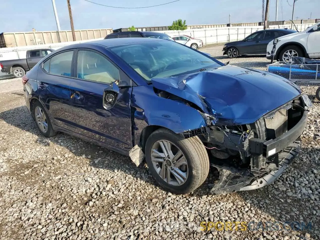 4 Photograph of a damaged car 5NPD84LF5LH593007 HYUNDAI ELANTRA 2020