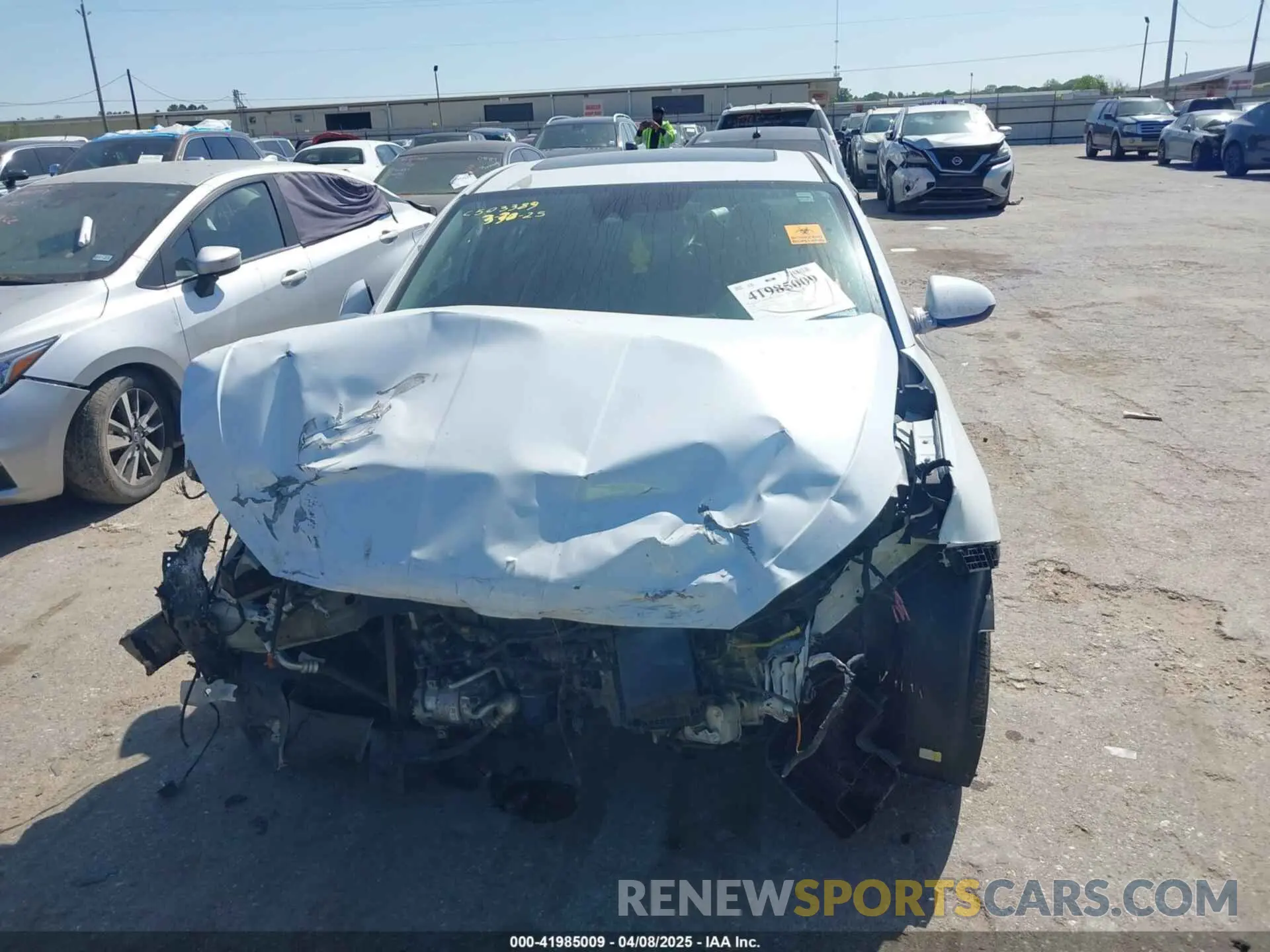 10 Photograph of a damaged car 5NPD84LF5LH602353 HYUNDAI ELANTRA 2020